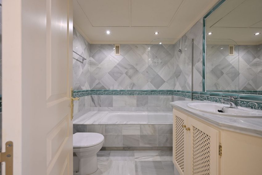 R5177623-Apartment-For-Sale-Benahavis-Middle-Floor-3-Beds-153-Built-16