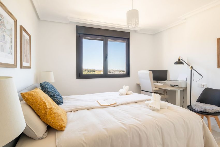 R5177632-Apartment-For-Sale-Estepona-Penthouse-Duplex-2-Beds-94-Built-10
