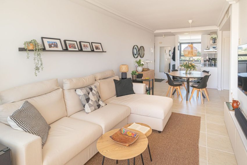 R5177632-Apartment-For-Sale-Estepona-Penthouse-Duplex-2-Beds-94-Built-3