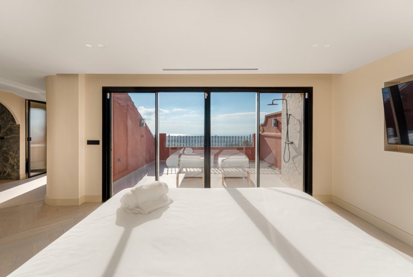 R5177716-Apartment-For-Sale-La-Quinta-Penthouse-Duplex-4-Beds-253-Built-10