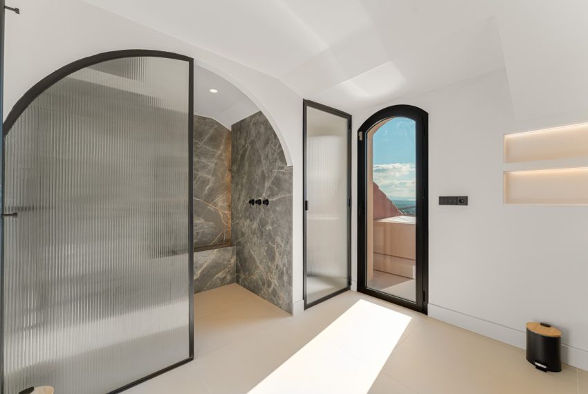 R5177716-Apartment-For-Sale-La-Quinta-Penthouse-Duplex-4-Beds-253-Built-13