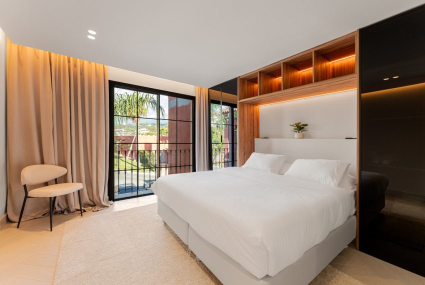 R5177716-Apartment-For-Sale-La-Quinta-Penthouse-Duplex-4-Beds-253-Built-14