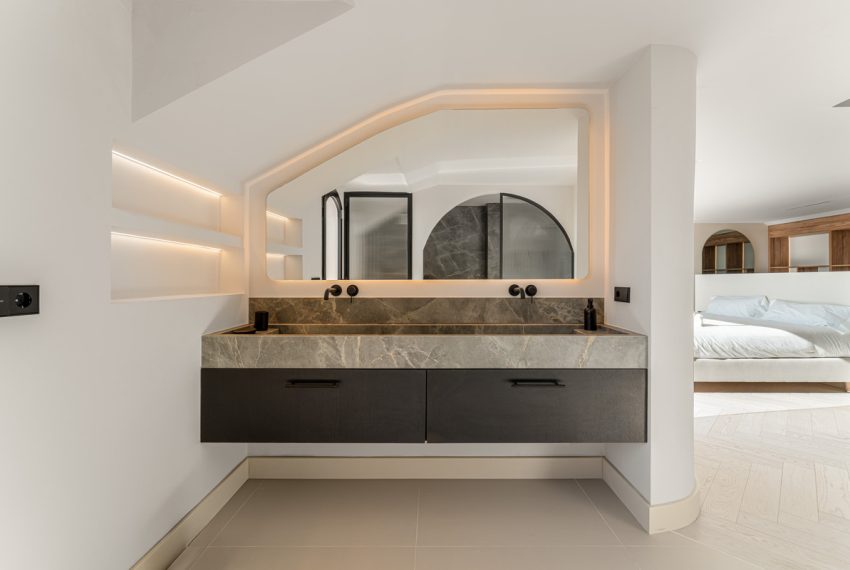 R5177716-Apartment-For-Sale-La-Quinta-Penthouse-Duplex-4-Beds-253-Built-15