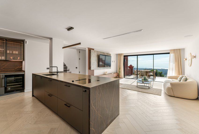 R5177716-Apartment-For-Sale-La-Quinta-Penthouse-Duplex-4-Beds-253-Built-2