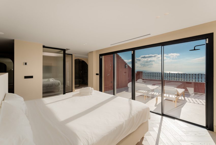 R5177716-Apartment-For-Sale-La-Quinta-Penthouse-Duplex-4-Beds-253-Built-7