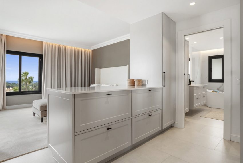 R5177764-Villa-For-Sale-Benahavis-Detached-5-Beds-457-Built-17