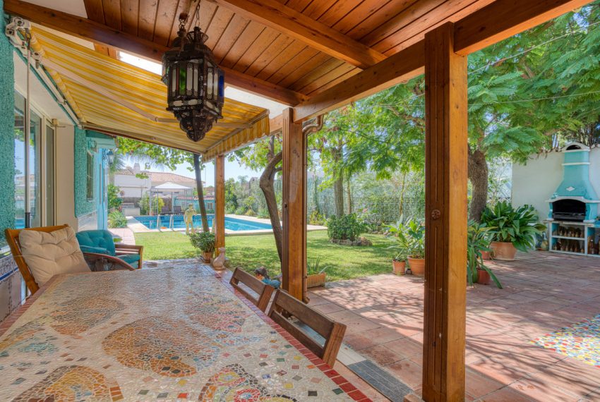 R5177767-Villa-For-Sale-Marbella-Detached-5-Beds-205-Built-12