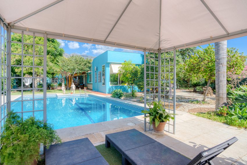R5177767-Villa-For-Sale-Marbella-Detached-5-Beds-205-Built-2