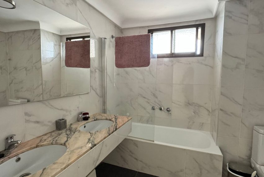 R5177929-Apartment-For-Sale-Estepona-Middle-Floor-2-Beds-92-Built-1