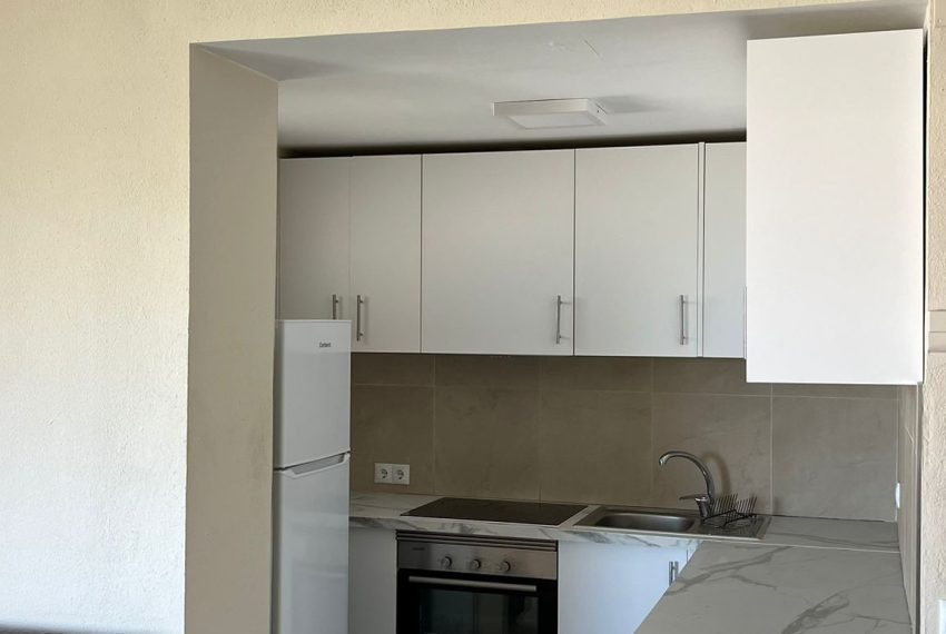 R5177929-Apartment-For-Sale-Estepona-Middle-Floor-2-Beds-92-Built-3