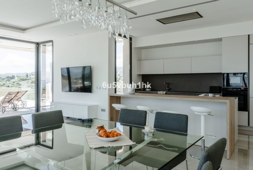 R5178148-Townhouse-For-Sale-Estepona-Terraced-5-Beds-508-Built-11