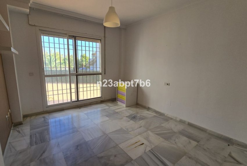 R5179111-Apartment-For-Sale-Nueva-Andalucia-Ground-Floor-2-Beds-86-Built-11