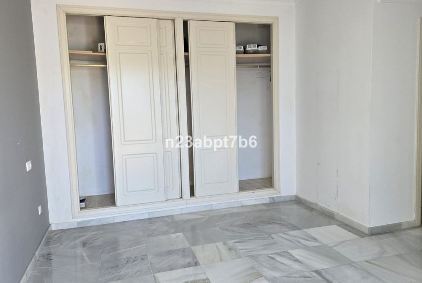 R5179111-Apartment-For-Sale-Nueva-Andalucia-Ground-Floor-2-Beds-86-Built-12