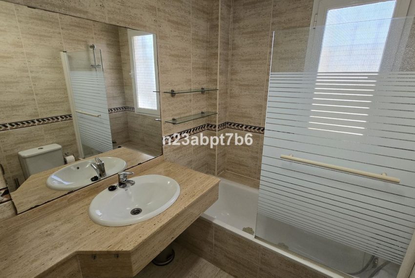 R5179111-Apartment-For-Sale-Nueva-Andalucia-Ground-Floor-2-Beds-86-Built-13