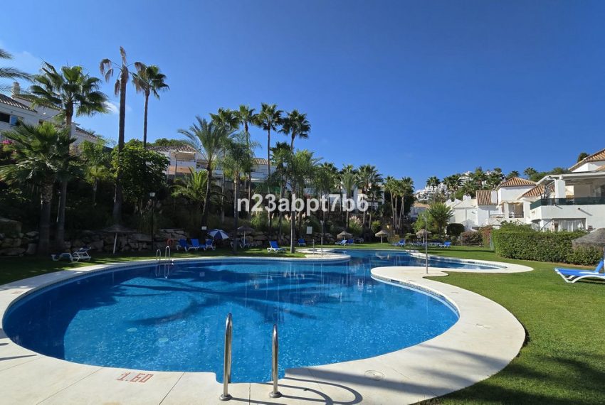 R5179111-Apartment-For-Sale-Nueva-Andalucia-Ground-Floor-2-Beds-86-Built-14