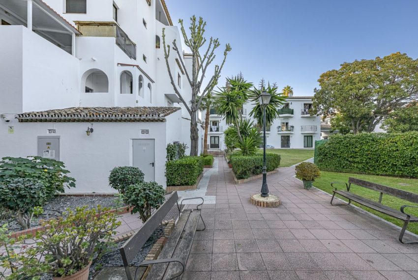 R5179144-Studio-For-Sale-Estepona-Ground-Floor-1-Beds-34-Built
