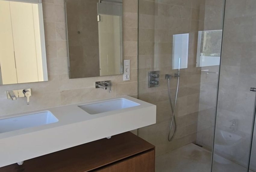 R5179285-Villa-For-Sale-Rio-Real-Detached-3-Beds-193-Built-19