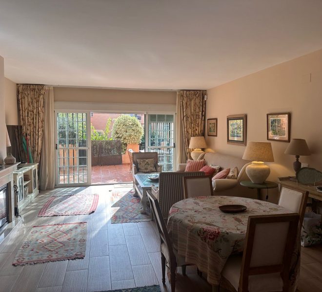 R5179396-Image 1-Semi Detached - 3 Beds - 304 Built