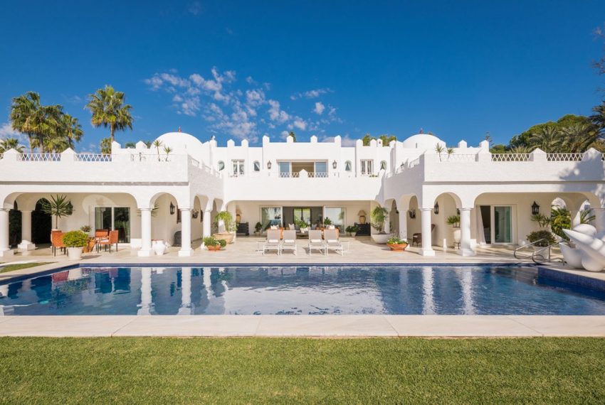 R5179402-Villa-For-Sale-Los-Monteros-Detached-5-Beds-866-Built-1