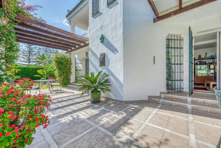 R5179537-Villa-For-Sale-Nueva-Andalucia-Detached-4-Beds-167-Built-14