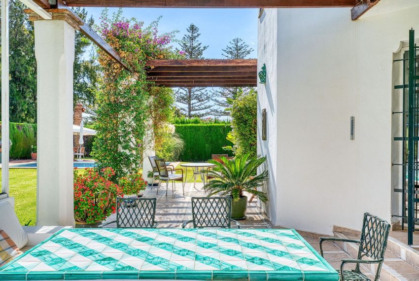 R5179537-Villa-For-Sale-Nueva-Andalucia-Detached-4-Beds-167-Built-15