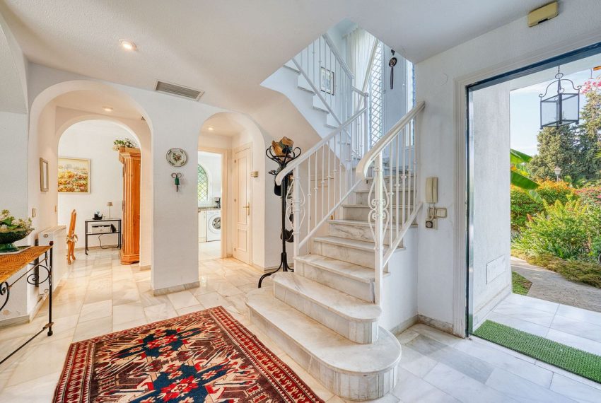 R5179537-Villa-For-Sale-Nueva-Andalucia-Detached-4-Beds-167-Built-6