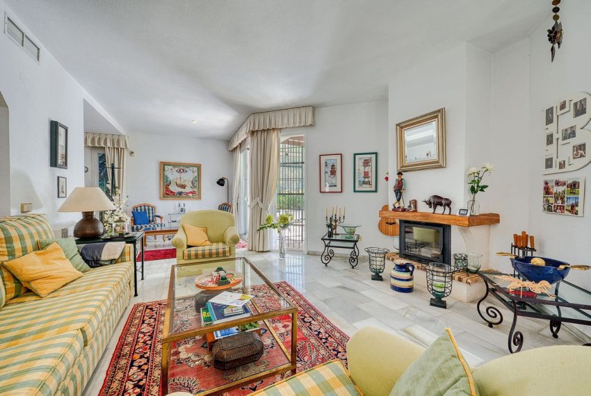 R5179537-Villa-For-Sale-Nueva-Andalucia-Detached-4-Beds-167-Built-7