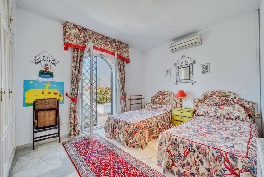 R5179537-Villa-For-Sale-Nueva-Andalucia-Detached-4-Beds-167-Built-9