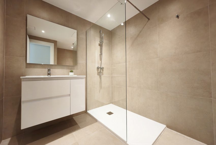 R5179732-Apartment-For-Sale-Nueva-Andalucia-Ground-Floor-3-Beds-121-Built-10