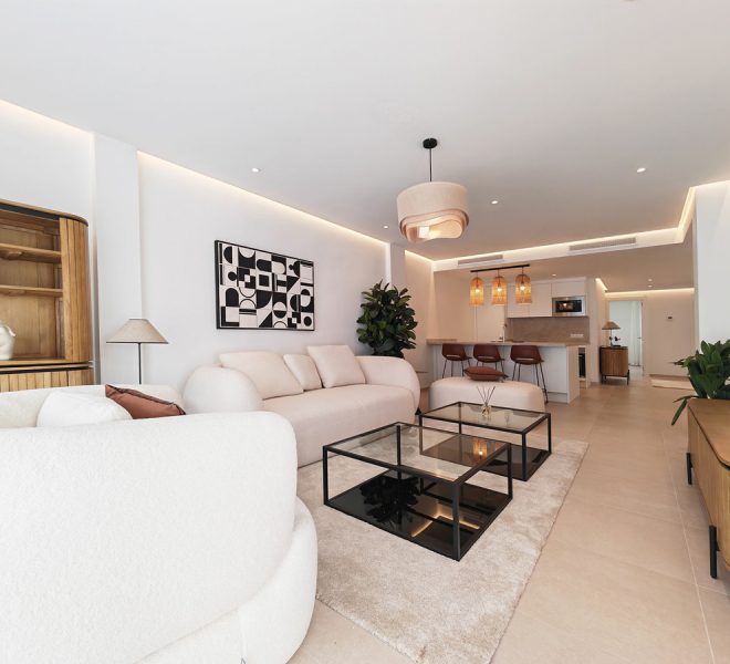 R5179732-Image 1-Ground Floor - 3 Beds - 121 Built