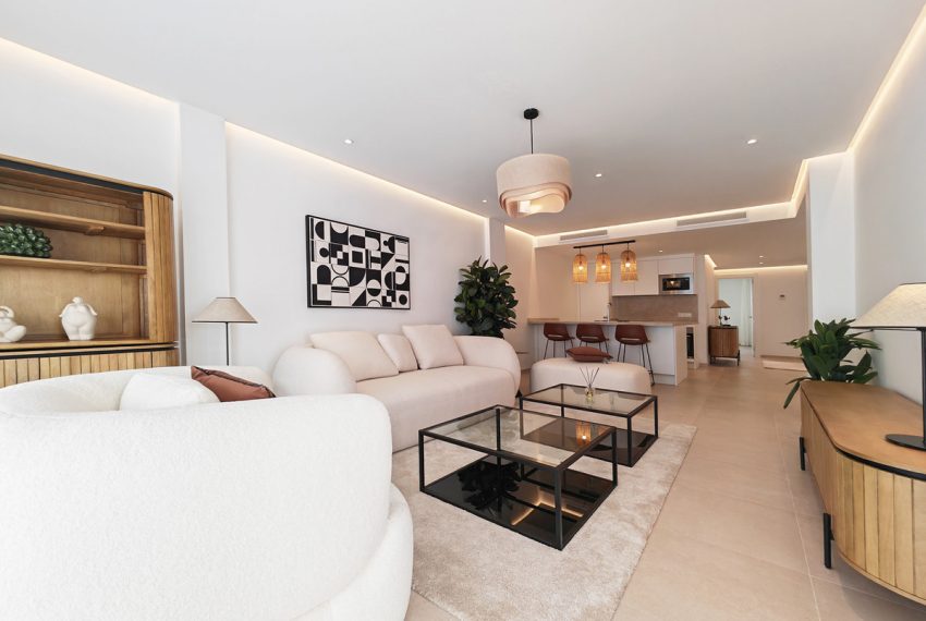 R5179732-Apartment-For-Sale-Nueva-Andalucia-Ground-Floor-3-Beds-121-Built