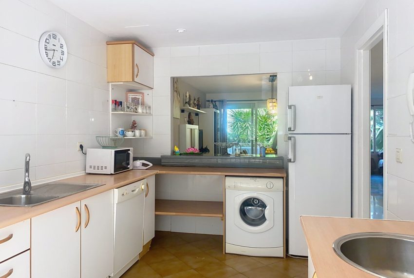 R5179825-Villa-For-Sale-Guadalmina-Alta-Semi-Detached-4-Beds-254-Built-12