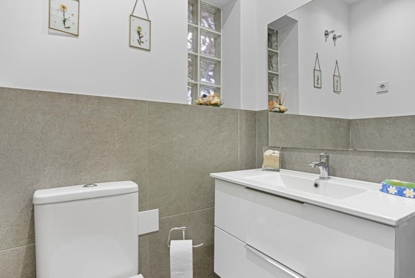 R5179837-Townhouse-For-Sale-The-Golden-Mile-Terraced-3-Beds-221-Built-9