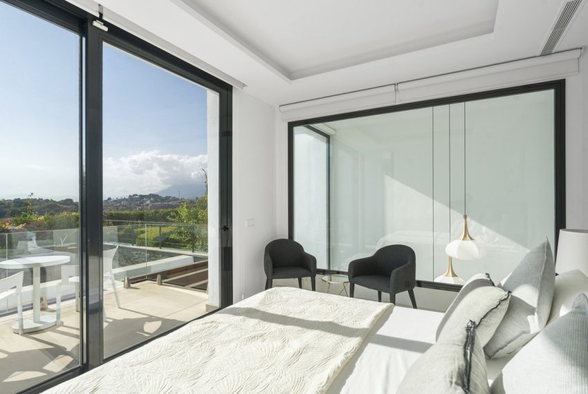 R5179843-Villa-For-Sale-Cabopino-Semi-Detached-5-Beds-310-Built-11