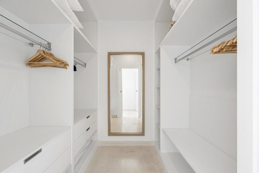 R5179843-Villa-For-Sale-Cabopino-Semi-Detached-5-Beds-310-Built-14