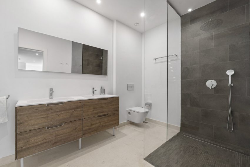 R5179843-Villa-For-Sale-Cabopino-Semi-Detached-5-Beds-310-Built-16