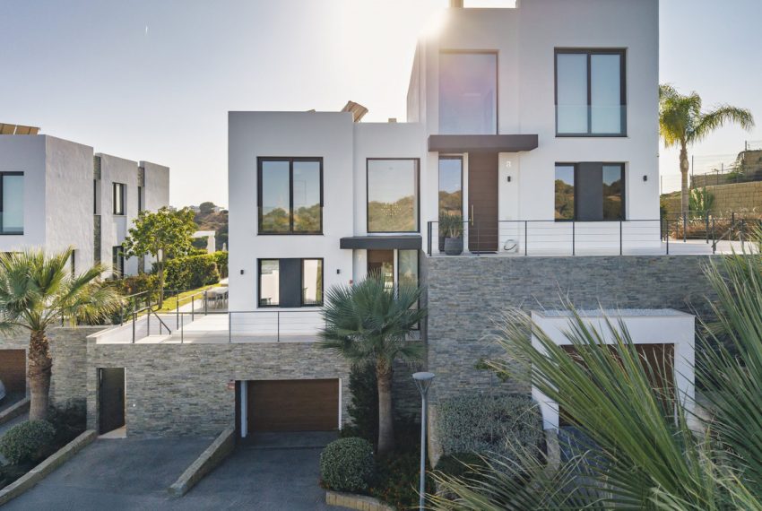 R5179843-Villa-For-Sale-Cabopino-Semi-Detached-5-Beds-310-Built-2