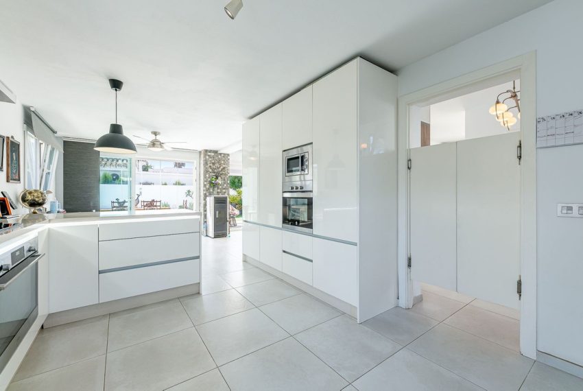 R5180032-Villa-For-Sale-Costalita-Detached-3-Beds-224-Built-14