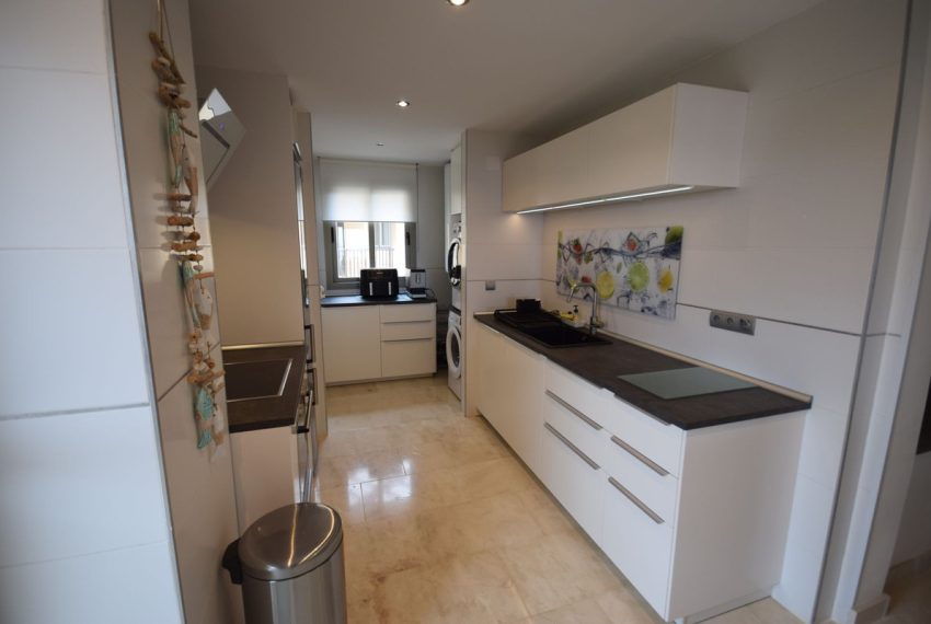 R5180158-Apartment-For-Sale-Benahavis-Penthouse-2-Beds-118-Built-10