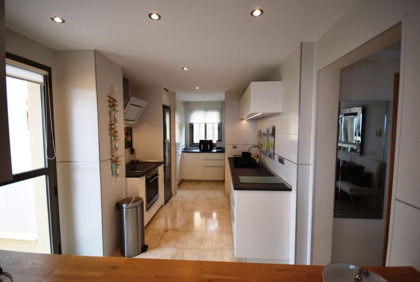 R5180158-Apartment-For-Sale-Benahavis-Penthouse-2-Beds-118-Built-8