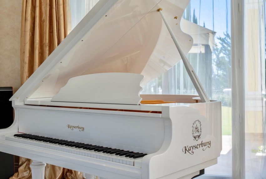 R5180743-Villa-For-Sale-El-Rosario-Detached-4-Beds-450-Built-11