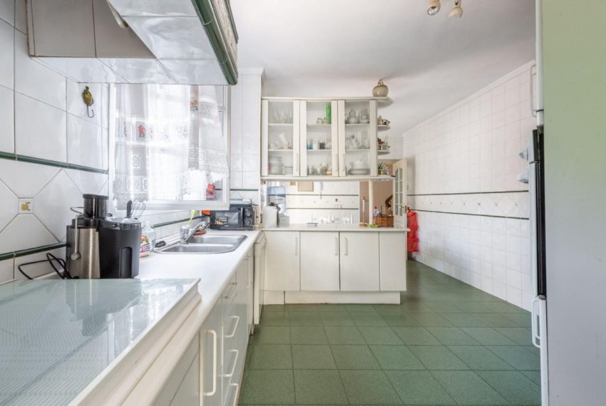 R5181184-Villa-For-Sale-Marbella-Detached-8-Beds-430-Built-19