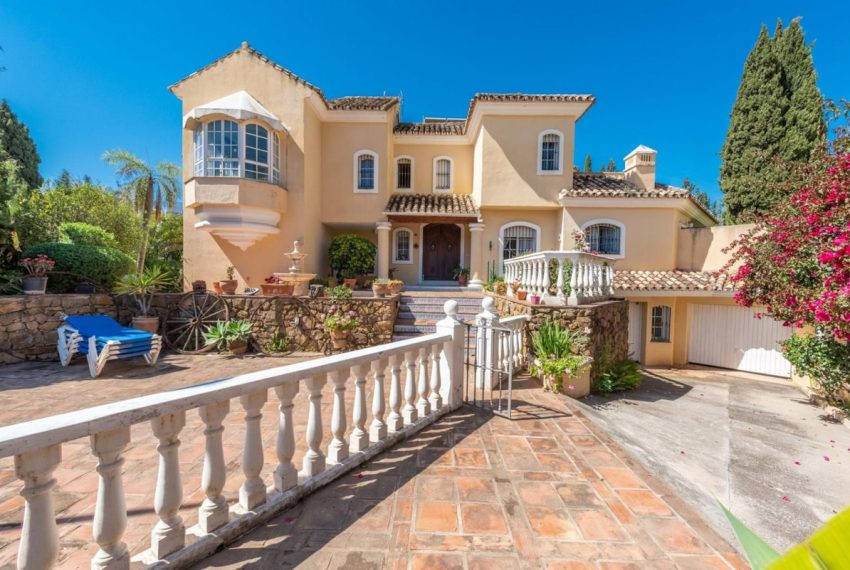 R5181184-Villa-For-Sale-Marbella-Detached-8-Beds-430-Built-9