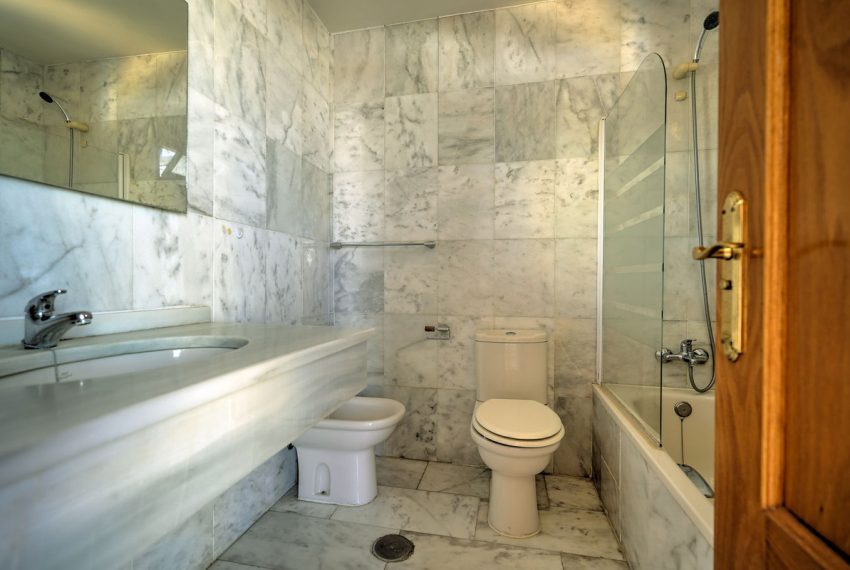 R5181349-Apartment-For-Sale-Miraflores-Penthouse-2-Beds-94-Built-11