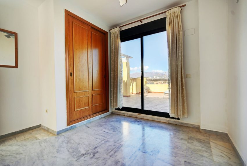R5181349-Apartment-For-Sale-Miraflores-Penthouse-2-Beds-94-Built-12