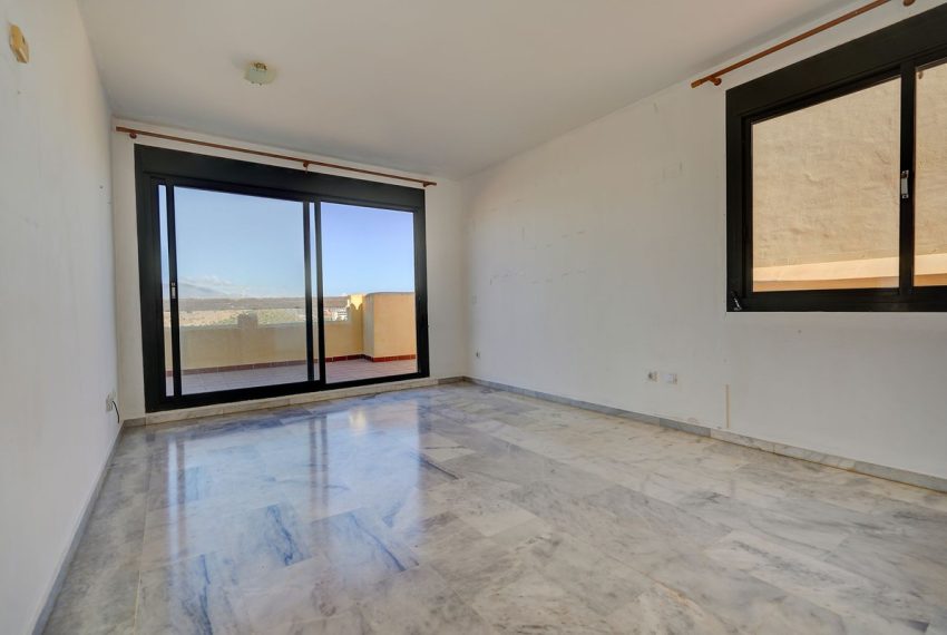 R5181349-Apartment-For-Sale-Miraflores-Penthouse-2-Beds-94-Built-6