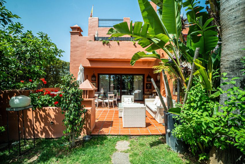 R5181520-Townhouse-For-Sale-Marbella-Terraced-5-Beds-305-Built