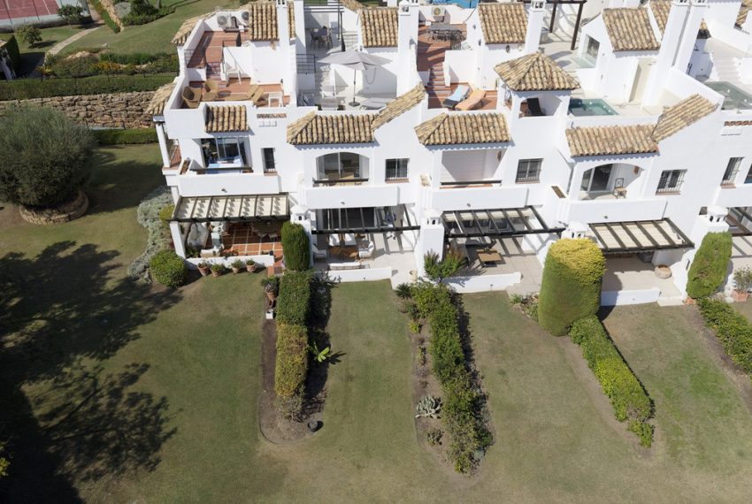 R5182261-Townhouse-For-Sale-Nueva-Andalucia-Terraced-3-Beds-385-Built-1