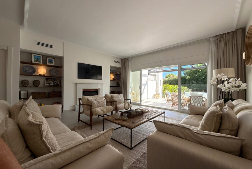 R5182261-Townhouse-For-Sale-Nueva-Andalucia-Terraced-3-Beds-385-Built-12