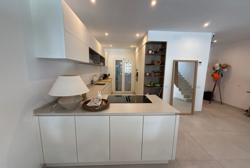 R5182261-Townhouse-For-Sale-Nueva-Andalucia-Terraced-3-Beds-385-Built-5